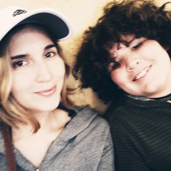 Meet your Posher, Veronica - Picture 1 of 1